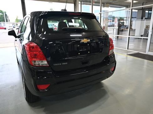 Used 2020 Chevrolet Trax LS AWD/4WD image 6