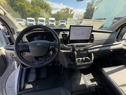 New 2026 Ford Transit 250 148 Medium Roof RWD image 8