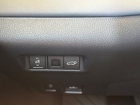 New 2026 Toyota RAV4 XSE w/ Panoramic Sun Roof Package AWD/4WD image 30
