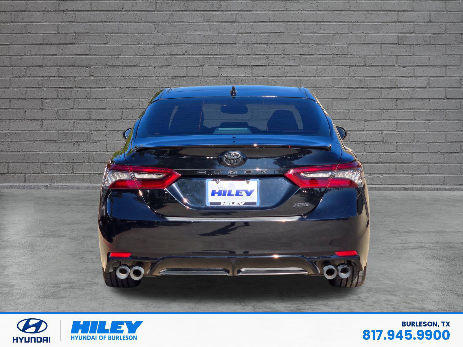 Used 2022 Toyota Camry XSE FWD image 5