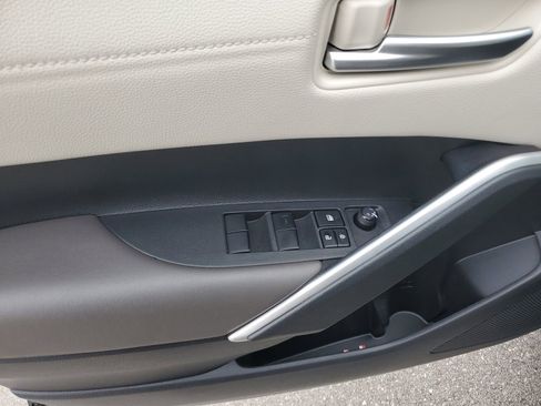 Certified 2023 Toyota Corolla Cross XLE w/ Convenience Package image 20