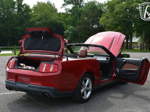 Used 2011 Ford Mustang GT Premium w/ Comfort Pkg RWD image 31