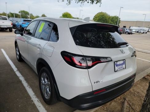 Used 2025 Honda HR-V LX image 7