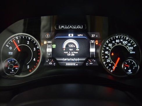 Used 2022 RAM 5500 Laramie image 50