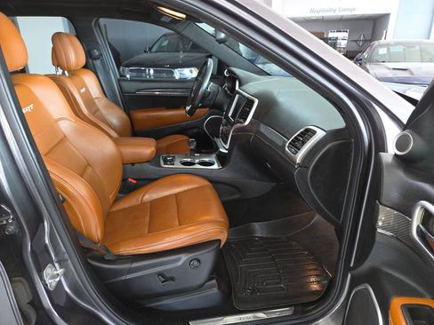 Used 2014 Jeep Grand Cherokee SRT w/ Trailer Tow Group IV image 30