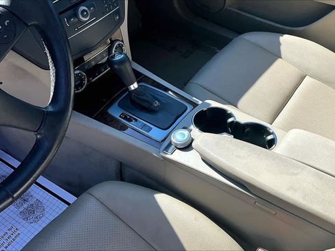 Used 2009 Mercedes-Benz C 300 4MATIC Sedan image 16