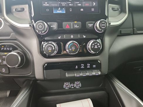New 2026 RAM 1500 Big Horn AWD/4WD image 25