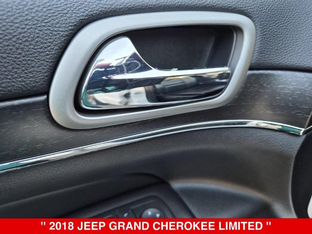 Used 2018 Jeep Grand Cherokee Limited AWD/4WD image 11