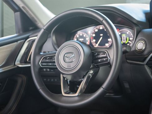 Used 2025 MAZDA CX-90 3.3 Turbo w/ Premium Sport Pkg image 17