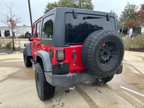 Used 2014 Jeep Wrangler Unlimited Sport w/ Connectivity Group image 82