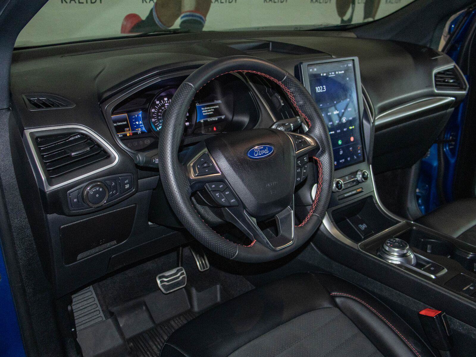 Used 2022 Ford Edge ST-Line AWD/4WD image 5