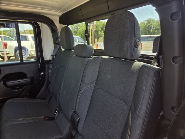 Used 2024 Jeep Gladiator Sport AWD/4WD image 33