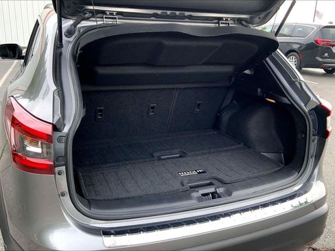 Used 2022 Nissan Rogue Sport SL AWD/4WD image 26
