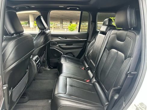 Used 2024 Jeep Grand Cherokee Limited 4xe AWD/4WD image 36