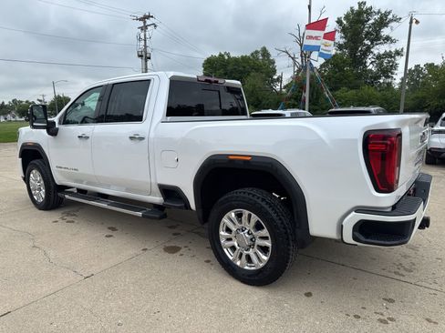 Used 2023 GMC Sierra 2500 Denali AWD/4WD image 6