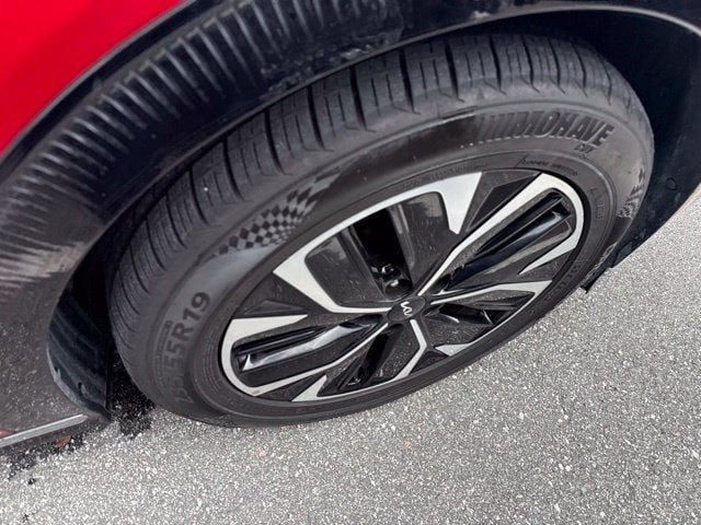 Used 2022 Kia EV6 Wind RWD image 14