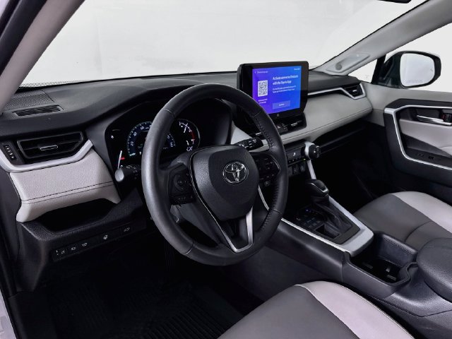 Used 2025 Toyota RAV4 XLE Premium w/ Weather Package AWD/4WD image 13