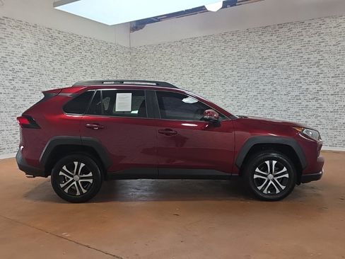 Used 2019 Toyota RAV4 Adventure image 10