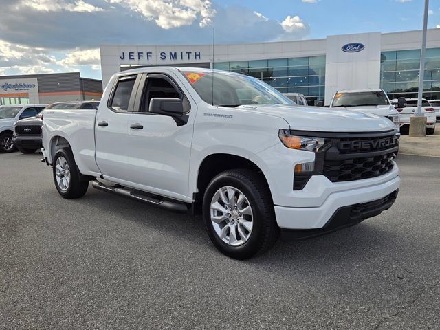 Used 2025 Chevrolet Silverado 1500 Custom w/ LPO, Dark Essentials Package AWD/4WD image 1