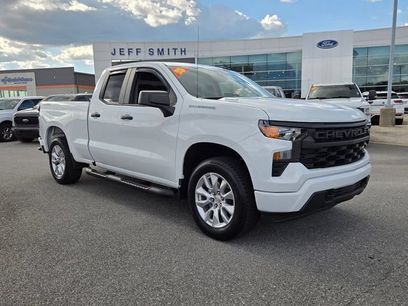 Used 2025 Chevrolet Silverado 1500 Custom w/ LPO, Dark Essentials Package