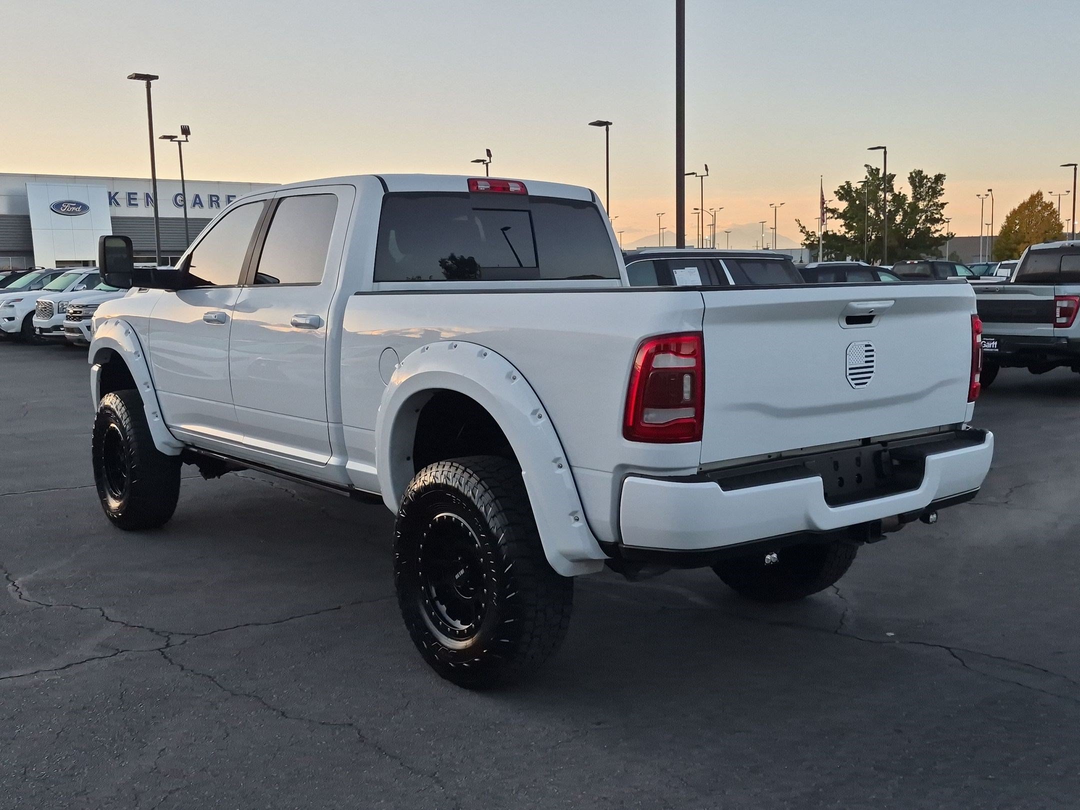 Used 2022 RAM 2500 Big Horn w/ Level B Equipment Group AWD/4WD image 9