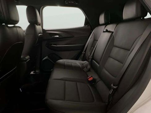 Used 2025 Chevrolet TrailBlazer RS w/ Convenience Package image 61