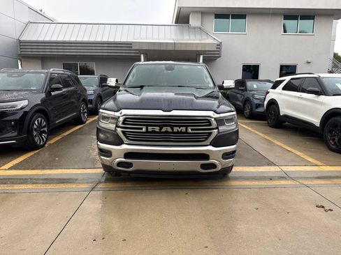 Used 2019 RAM 1500 Laramie RWD image 3