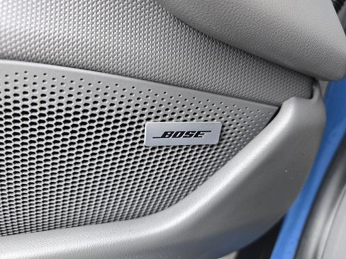 Certified 2021 Porsche Taycan 4 Cross Turismo image 18