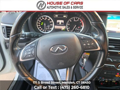 Used 2017 INFINITI QX30 Premium w/ Navigation Package AWD/4WD image 26