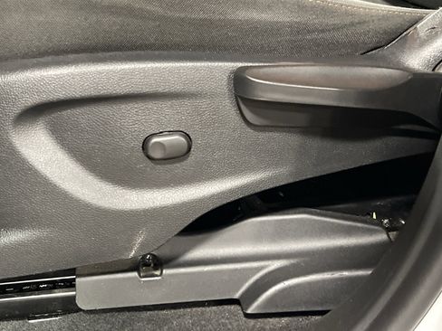 Used 2017 Chevrolet Trax LS image 9