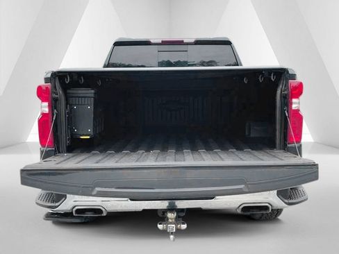 Used 2024 Chevrolet Silverado 1500 LTZ AWD/4WD image 7