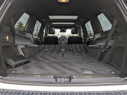Used 2019 Mercedes-Benz GLS 450 4MATIC image 47