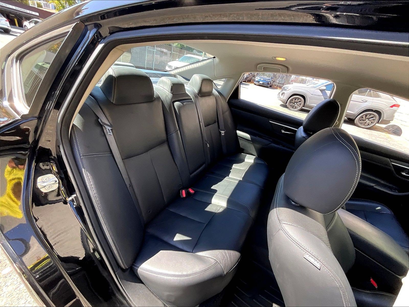 Used 2018 Nissan Altima 2.5 SL FWD image 25