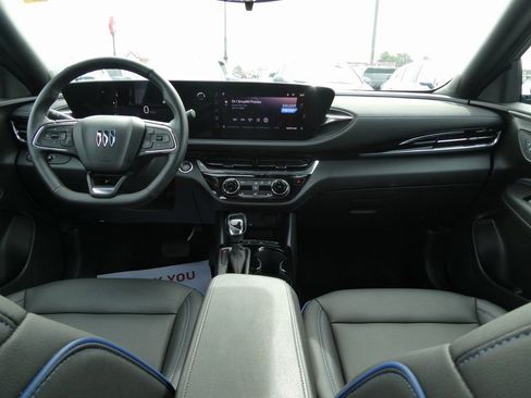 Certified 2025 Buick Envista Sport Touring w/ Convenience I Package image 23