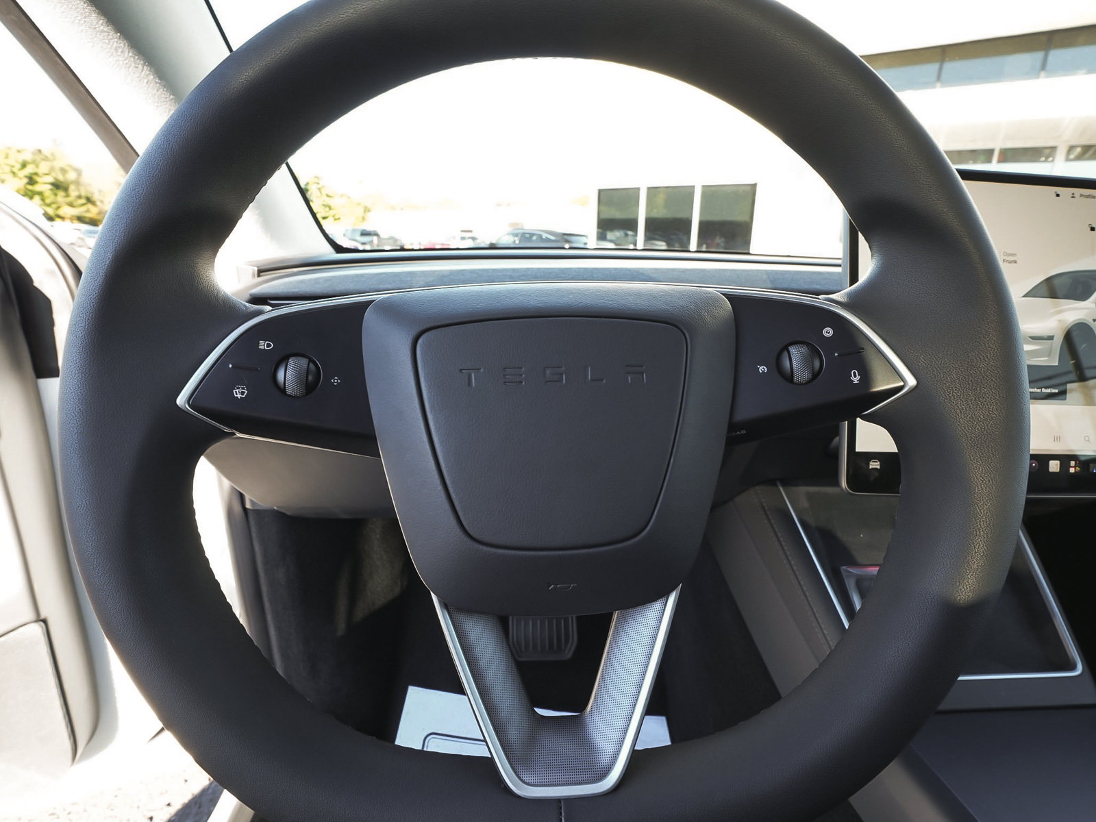 Used 2026 Tesla Model Y Long Range AWD/4WD image 16