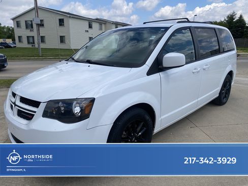 Used 2019 Dodge Grand Caravan GT FWD image 1