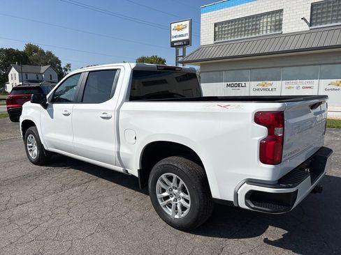 Used 2022 Chevrolet Silverado 1500 RST AWD/4WD image 9