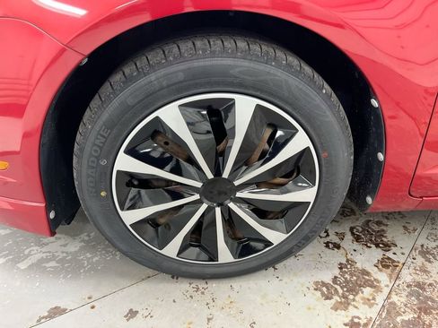 Used 2010 Ford Fusion SE FWD image 25