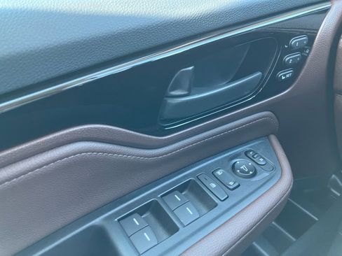 Certified 2026 Honda Odyssey Touring image 32