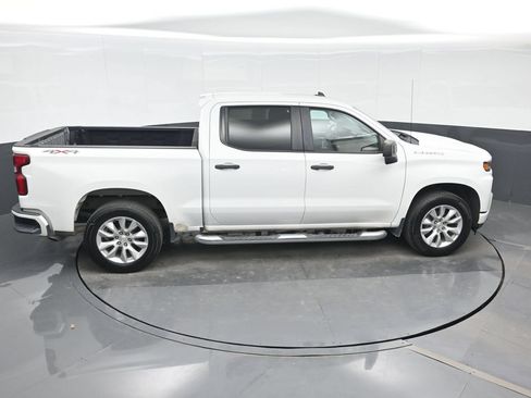 Used 2022 Chevrolet Silverado 1500 Custom AWD/4WD image 22