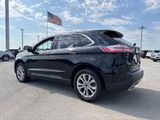 Used 2024 Ford Edge Titanium image 3
