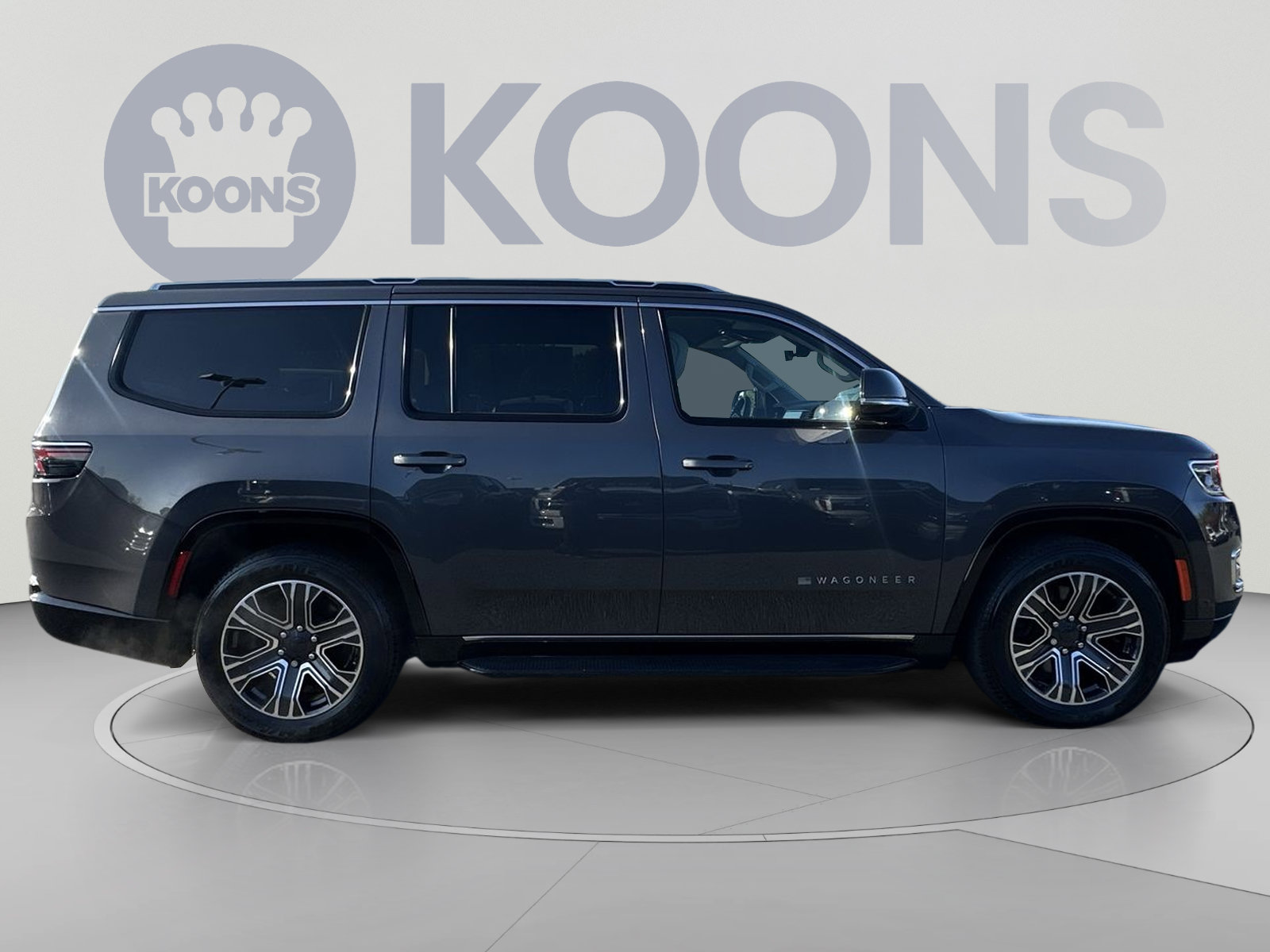 Used 2022 Jeep Wagoneer Series III w/ Flexible Seating Group AWD/4WD image 12