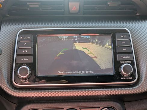 Used 2018 Nissan Kicks S image 15