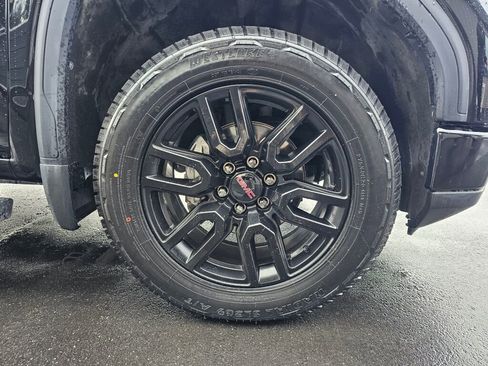 Used 2022 GMC Sierra 1500 Elevation image 9