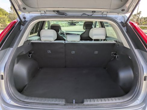 Certified 2024 Kia Niro EX Touring image 15