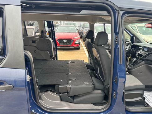 Used 2020 Ford Transit Connect XL image 37