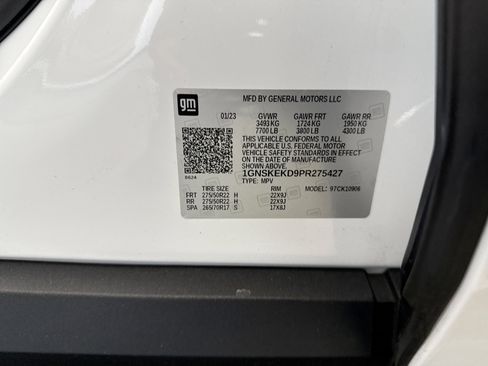 Used 2023 Chevrolet Suburban RST w/ Luxury Package image 11