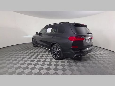 Used 2021 BMW X7 xDrive40i w/ M Sport Package AWD/4WD image 45
