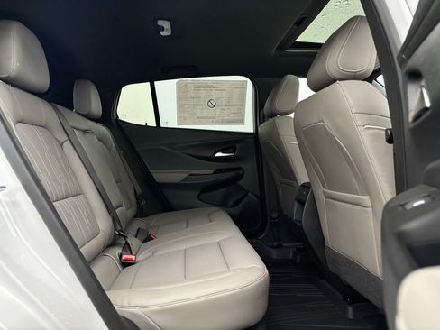 New 2026 Buick Envista Avenir image 36