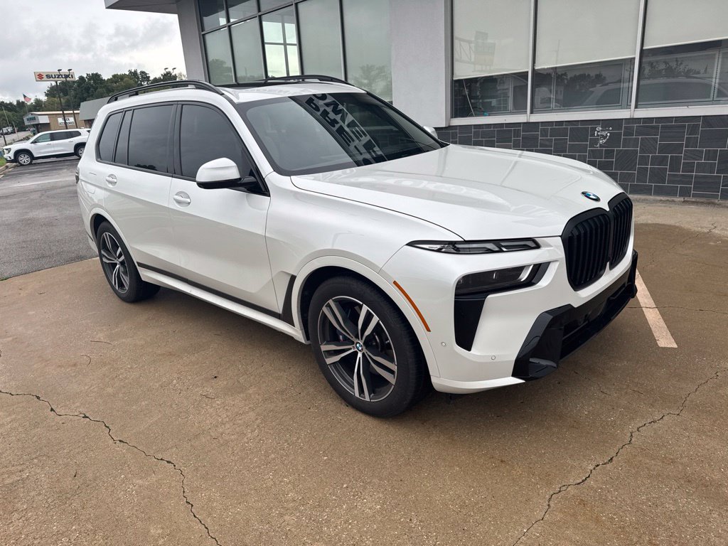 Used 2026 BMW X7 xDrive40i w/ Executive Package AWD/4WD image 6